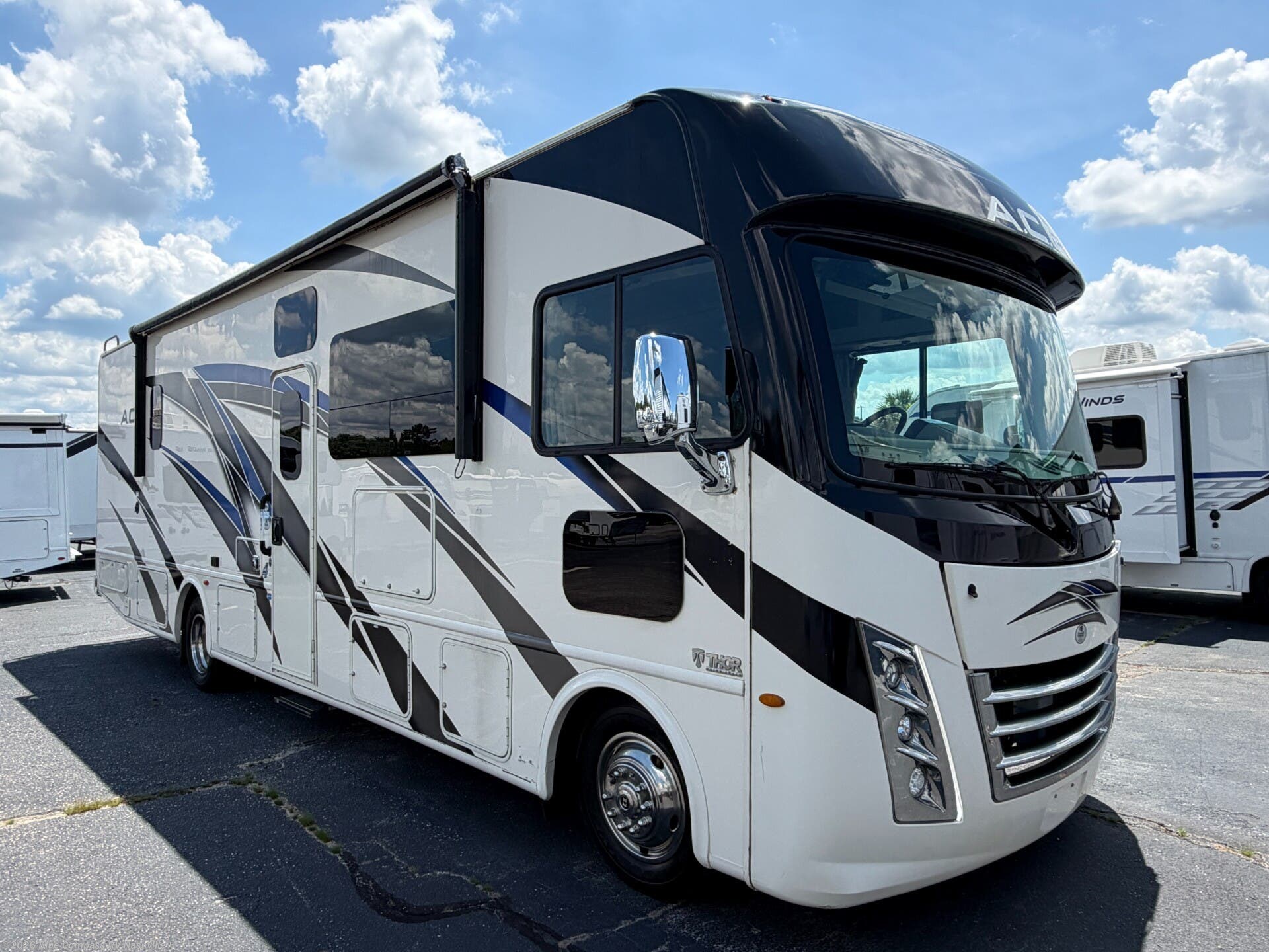 Used 2022 Thor Motor Coach  ACE 32.3 available in Lebanon, Tennessee