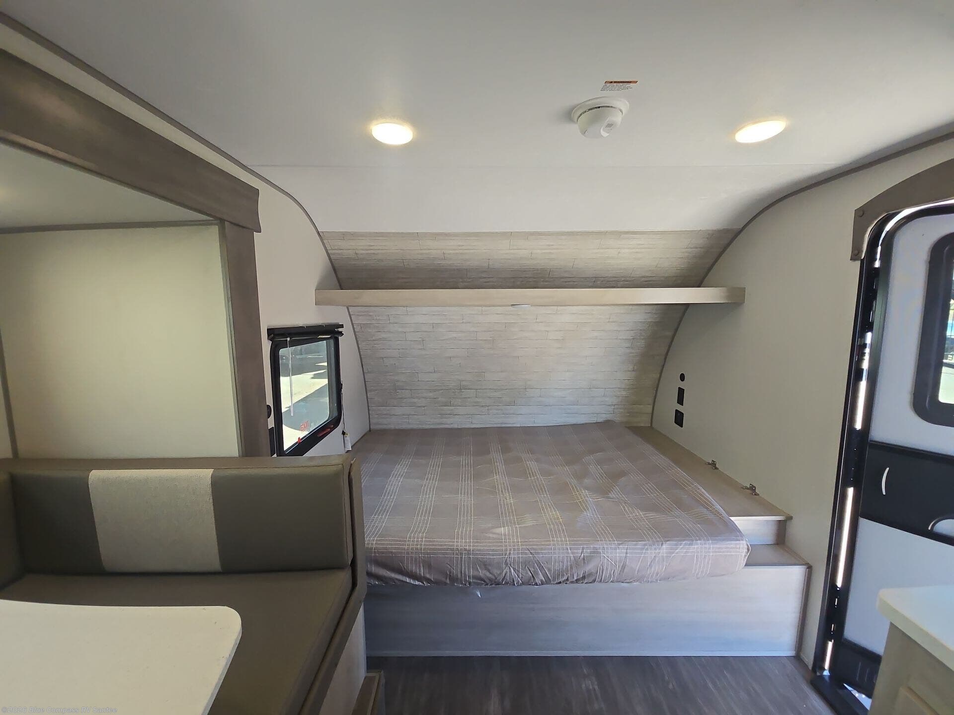 New 2026 Forest River Aurora Light 18BHSX available in Santee, California