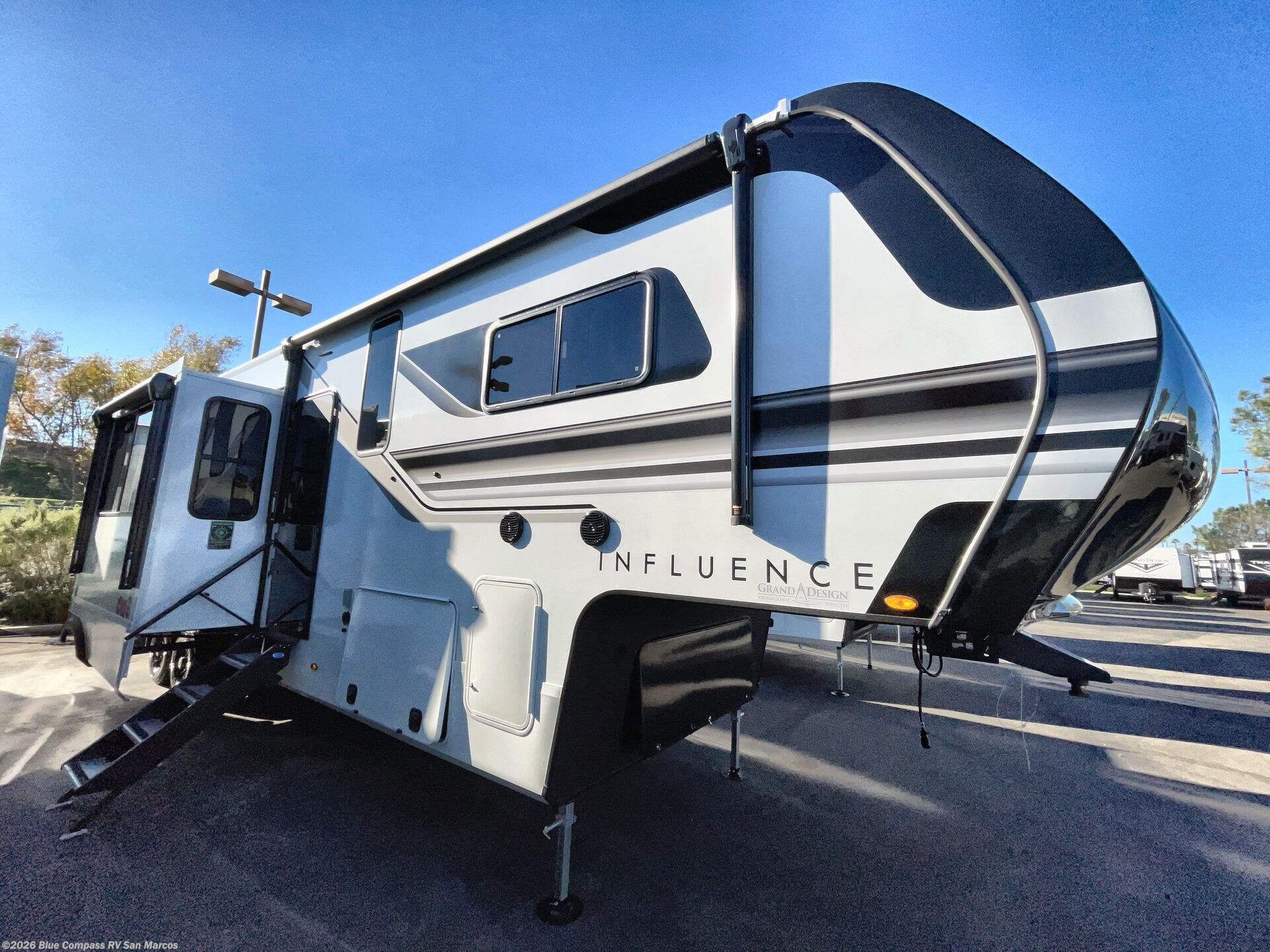 2026 Grand Design Influence 3904BH