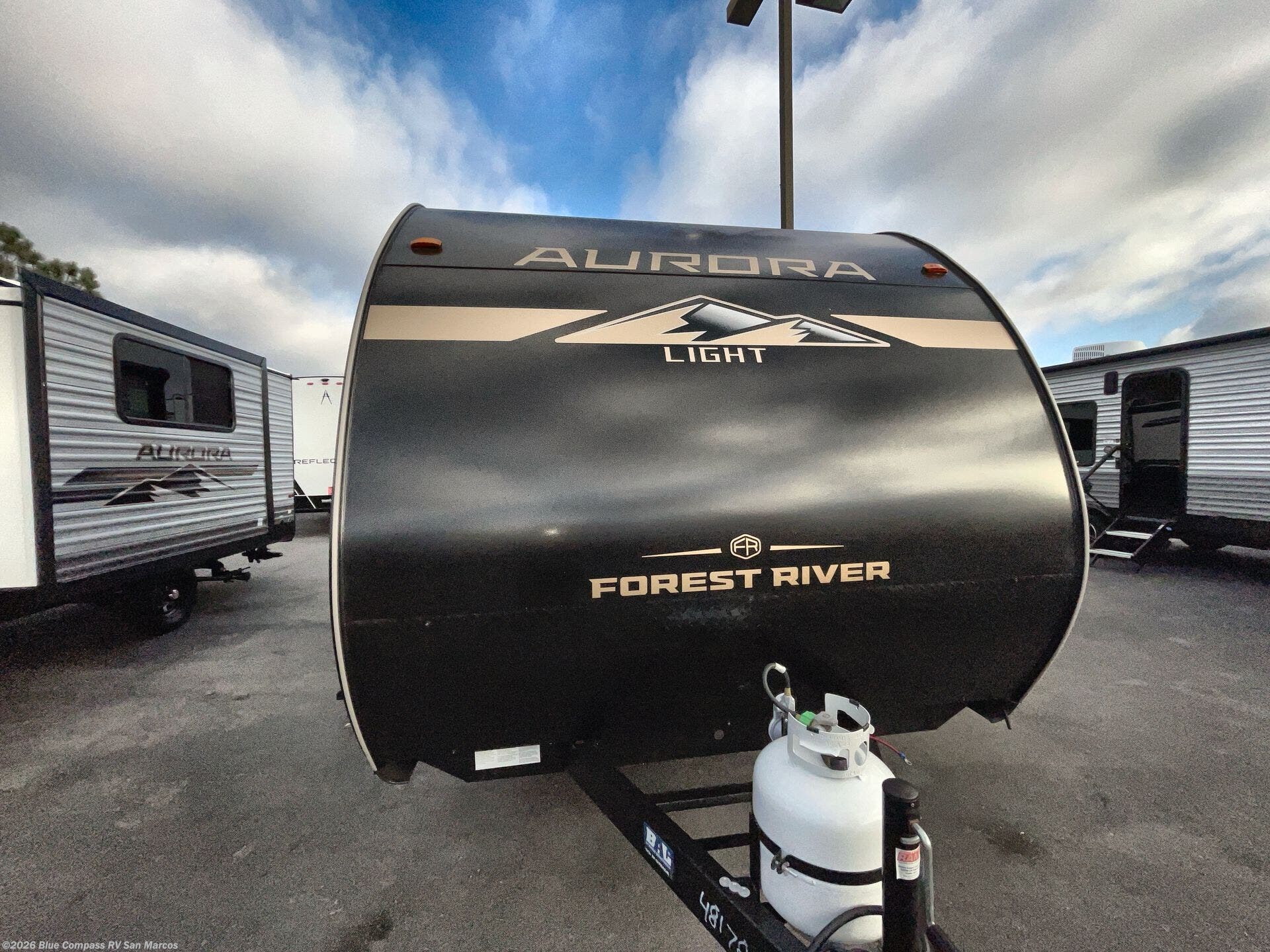 New 2026 Forest River Aurora Light 18BHSX available in San Marcos, California