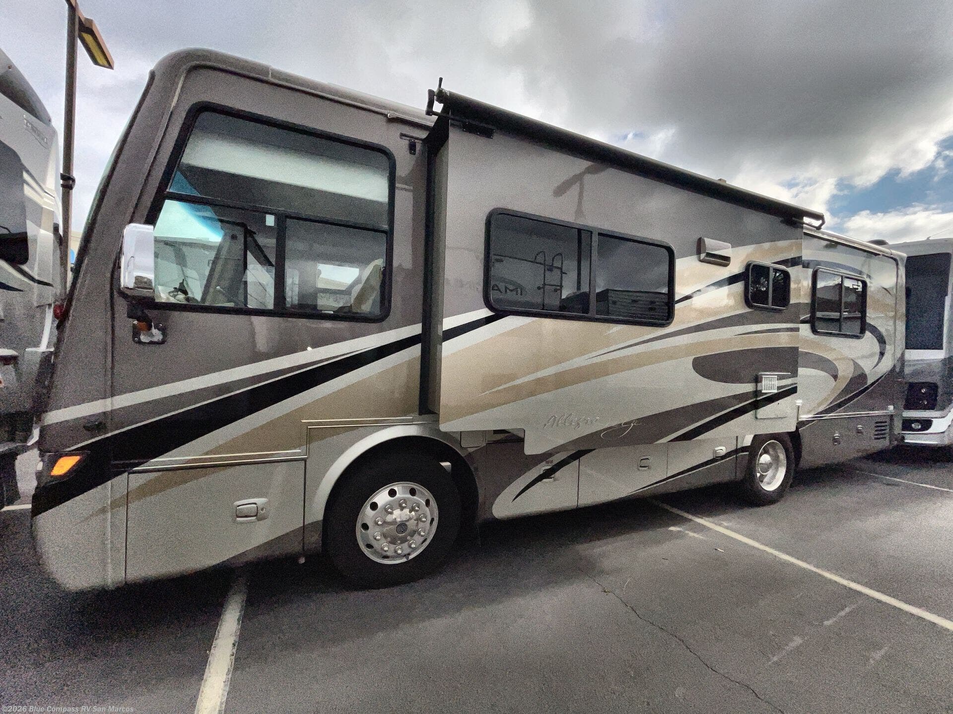 Used 2014 Tiffin Allegro Breeze 28 BR available in San Marcos, California