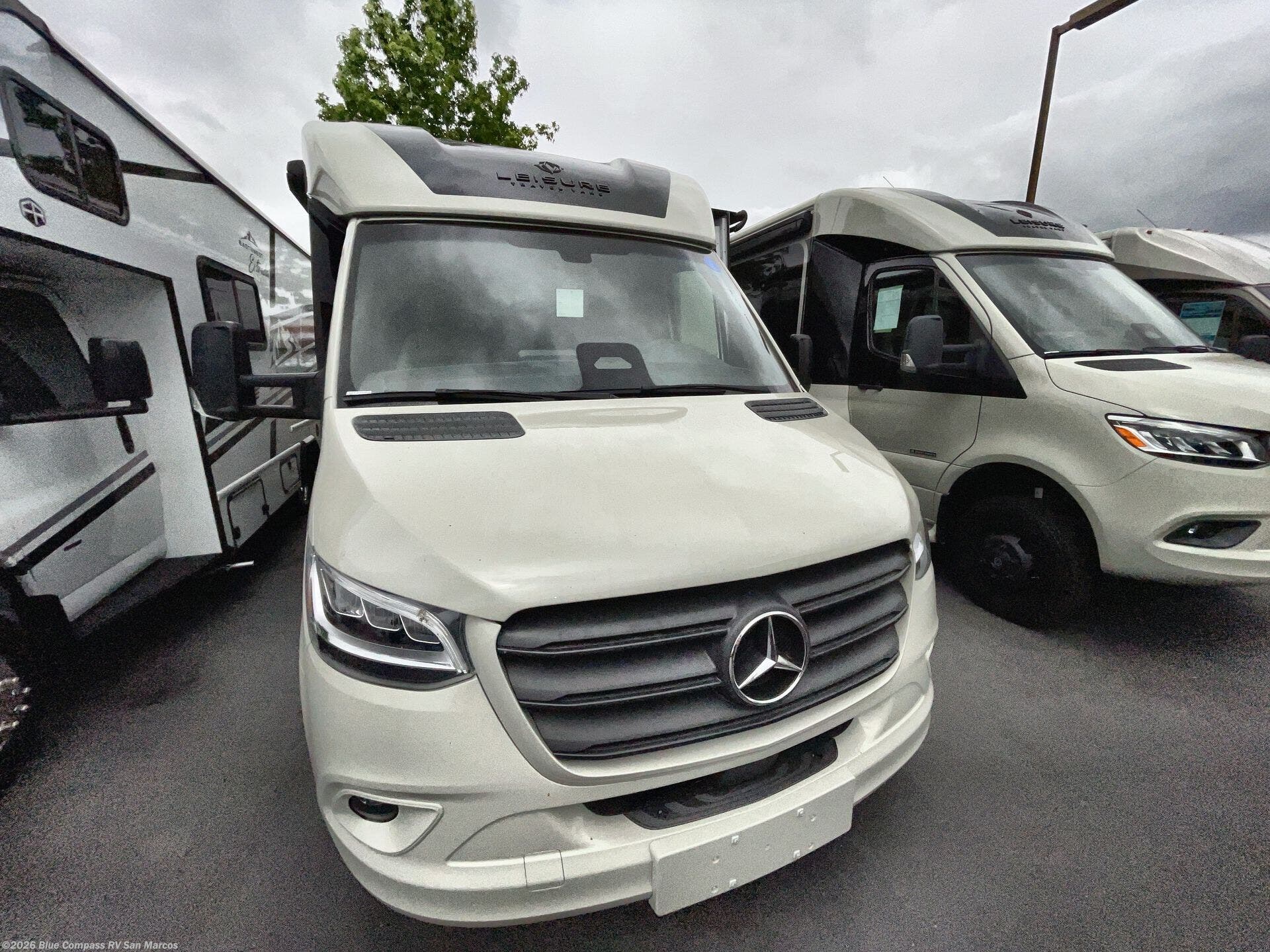 New 2026 Leisure Travel Unity U24MBL available in San Marcos, California