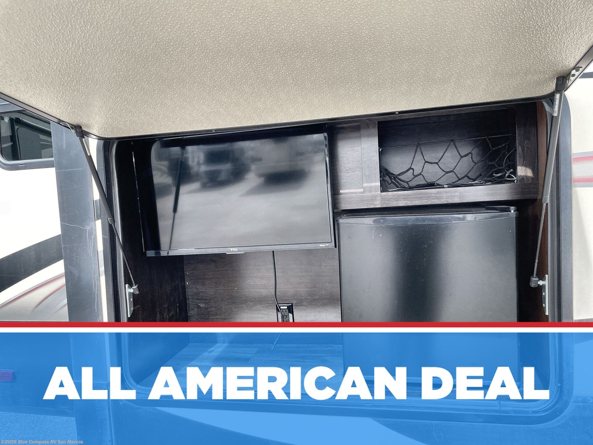 Used 2018 Grand Design Reflection 327RST available in San Marcos, California