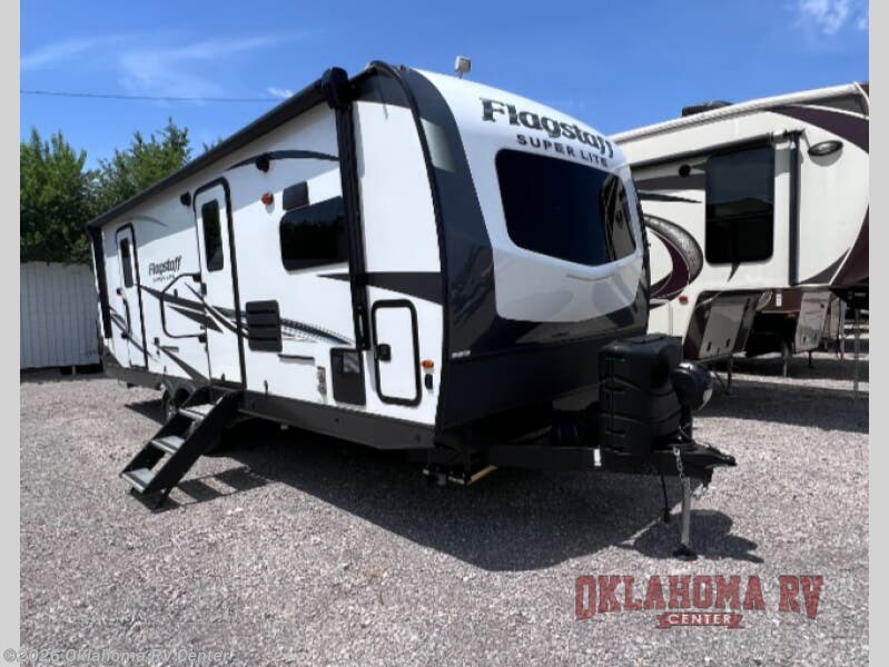 Used 2022  Forest River Flagstaff Super Lite 26FKBS by Forest River from Oklahoma RV Center in Moore, OK
