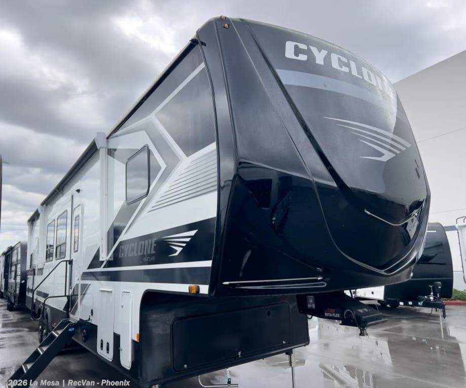 New 2026 Heartland Cyclone 3914 available in Phoenix, Arizona