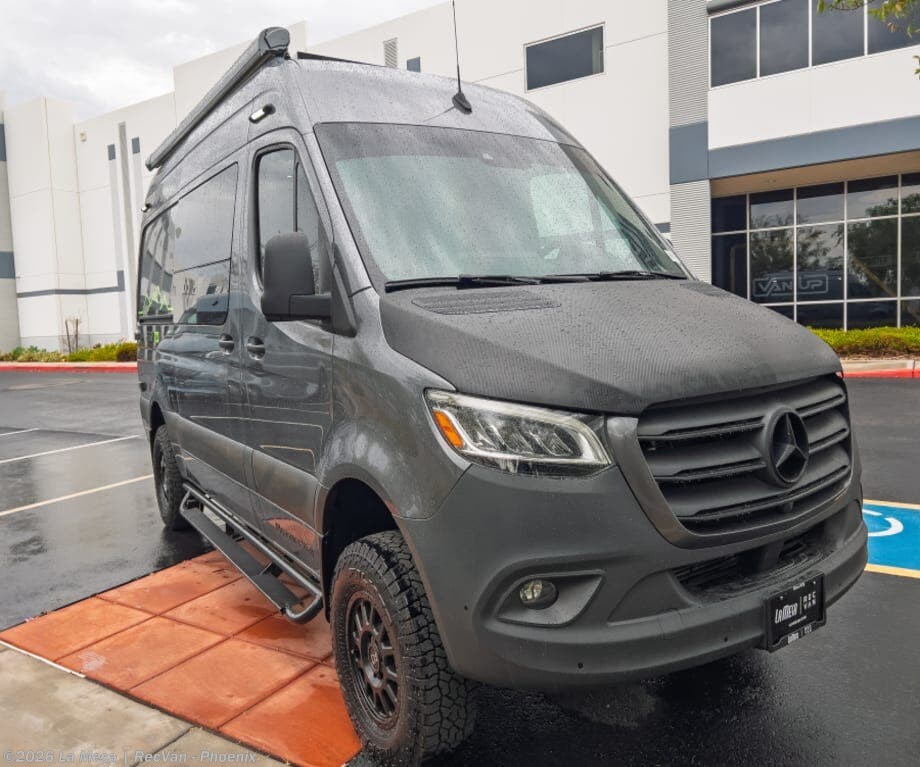 Used 2022  Pleasure-Way  RECON 4X4 RECON 4X4 by Pleasure-Way from La Mesa | RecVan - Phoenix  in Phoenix, AZ