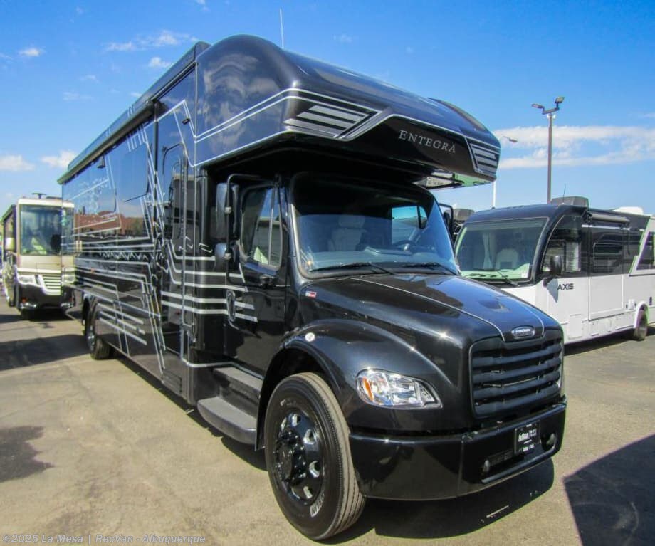 New 2026 Entegra Coach Accolade XL 37M-XL available in Albuquerque, New Mexico