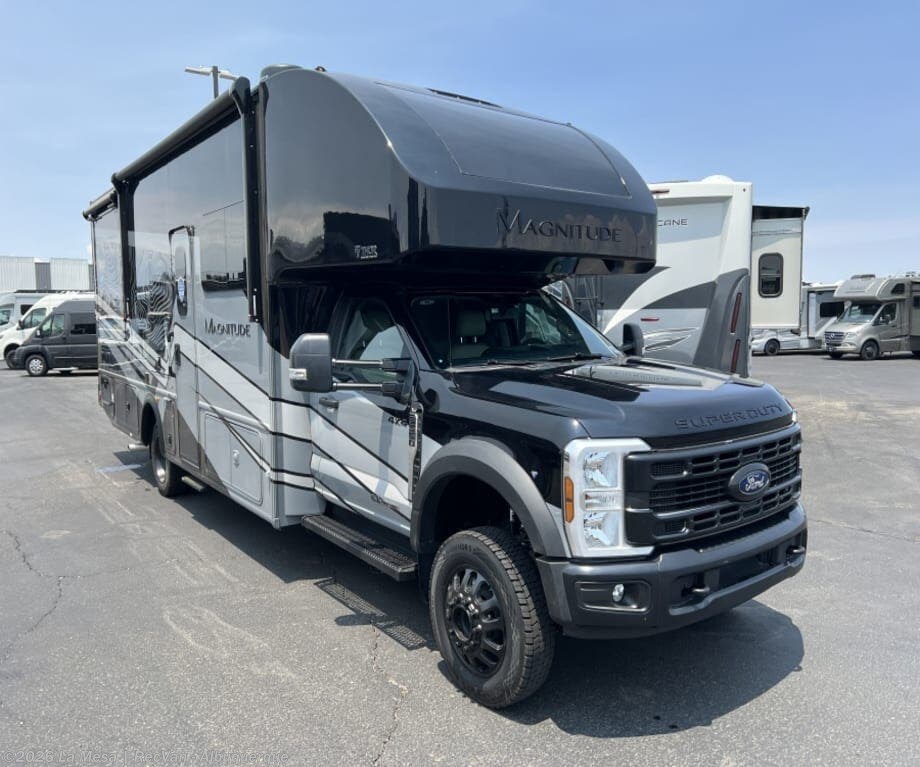 New 2027 Thor Motor Coach Magnitude Grand X32-M available in Albuquerque, New Mexico