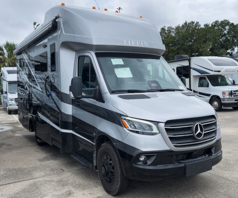 New 2027 Tiffin Wayfarer 25RW available in Sanford, Florida