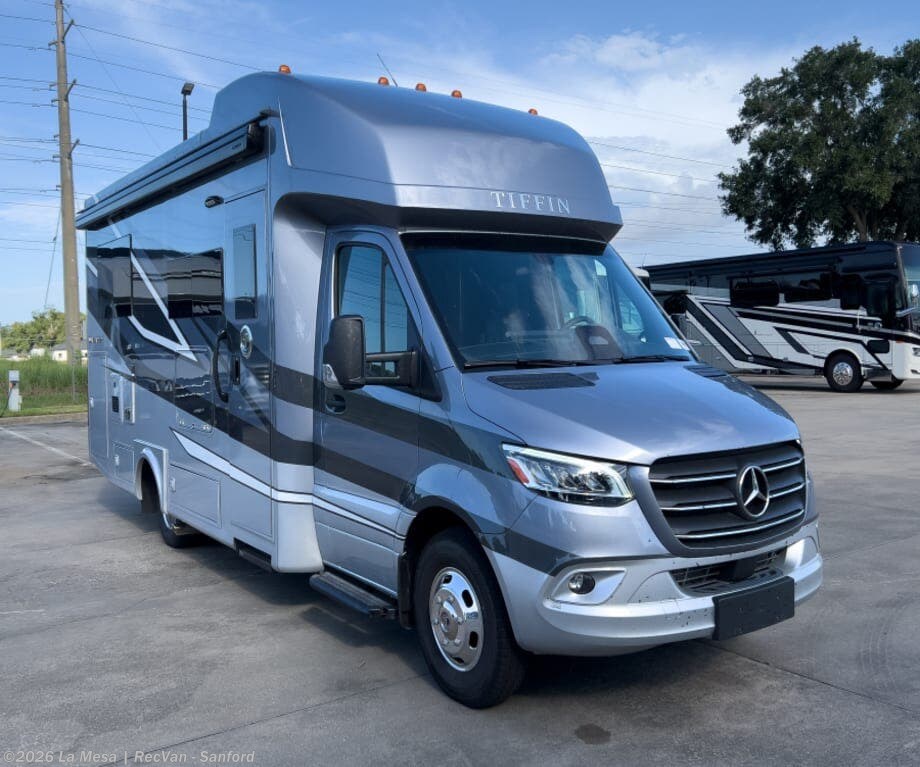 New 2027 Tiffin Wayfarer 25XLW available in Sanford, Florida