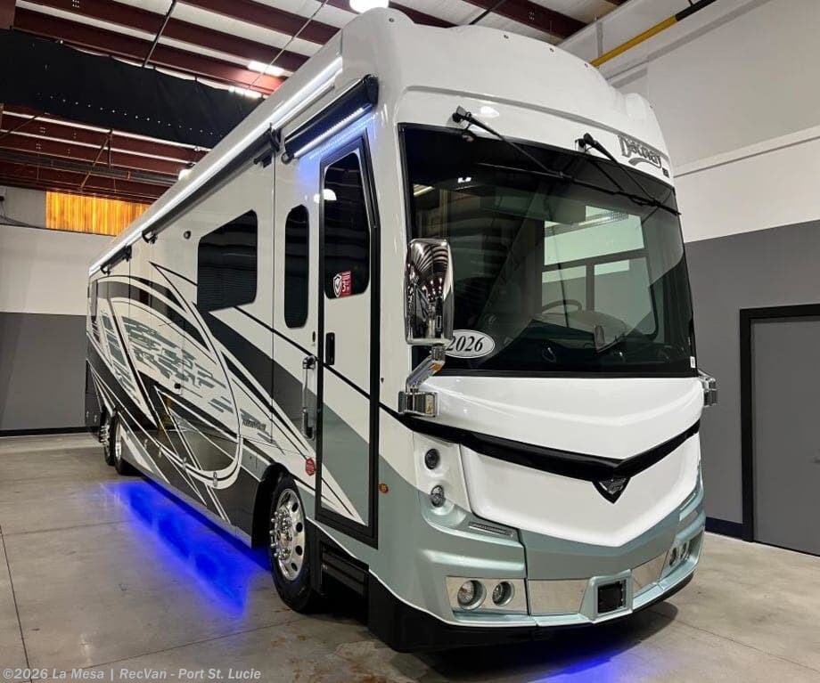 New 2026 Fleetwood Discovery LXE 44S-LXE available in Port St. Lucie, Florida