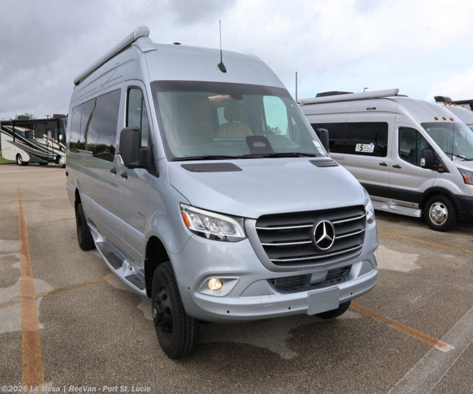 New 2027 Entegra Coach Insignia 24B-INS available in Port St. Lucie, Florida