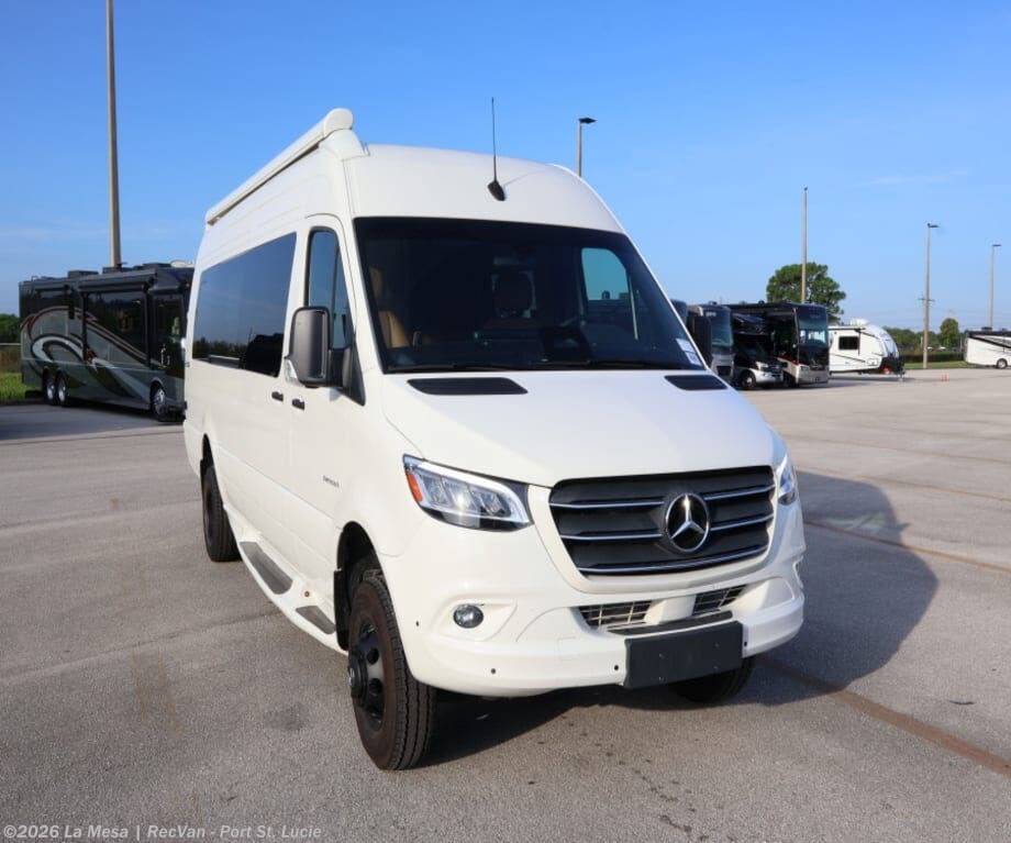 New 2027 Entegra Coach Insignia 24B-INS available in Port St. Lucie, Florida