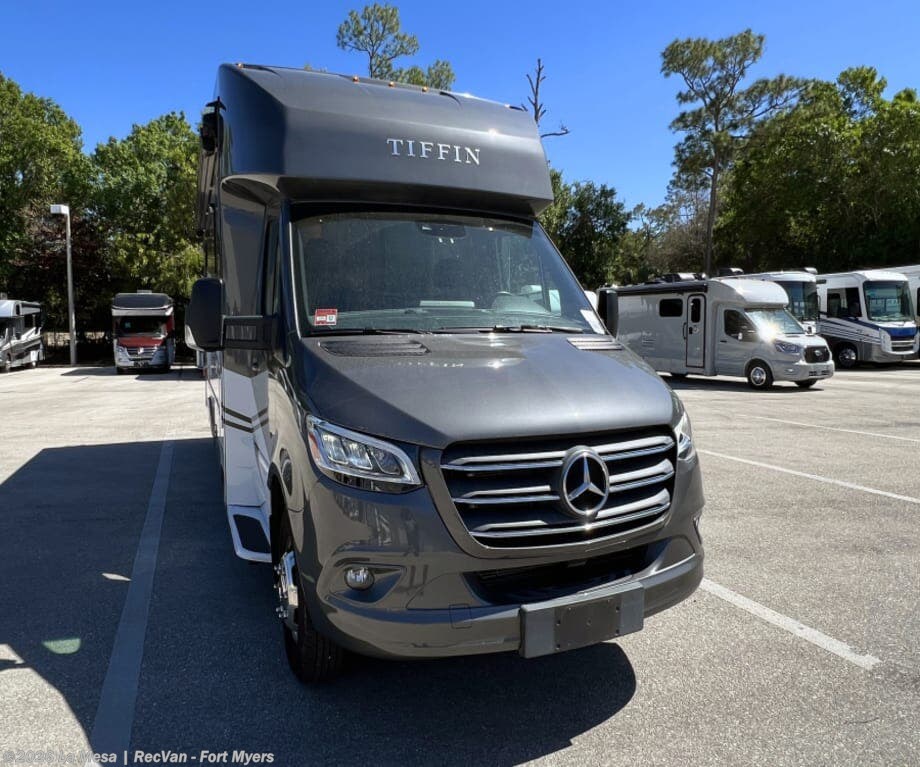 Used 2022 Tiffin Wayfarer 25LW available in Fort Myers, Florida