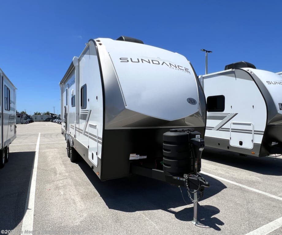 New 2026 Jayco  SUNDANCE XLT TRAILER 27RBSS available in Fort Myers, Florida