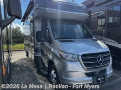 Used 2021 Dynamax Corp ISTATA 3 24FW available in Fort Myers, Florida