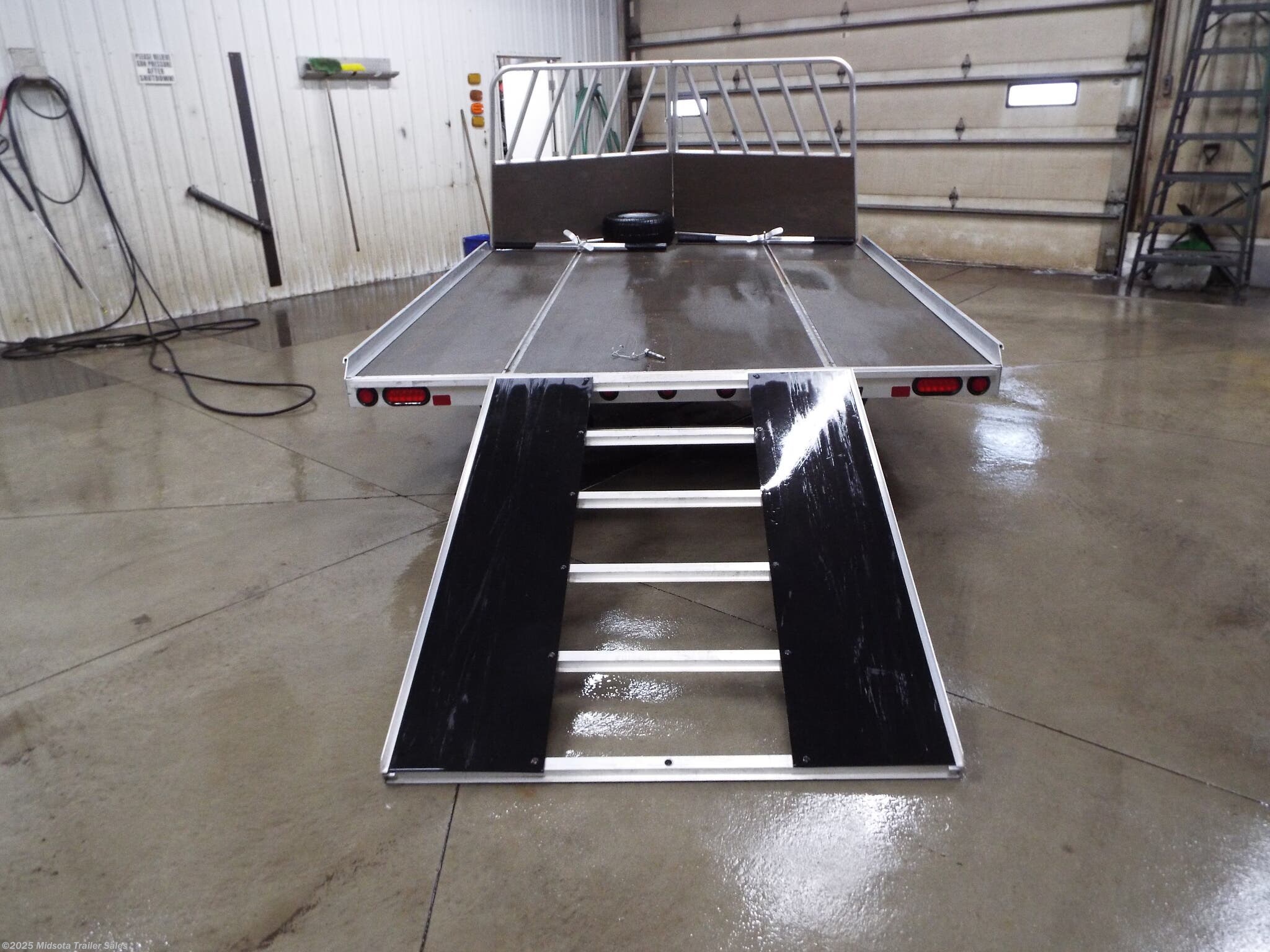 Snowmobile 2012 Aluma 8610D 86"x10' Aluminum Snowmobile Trailer