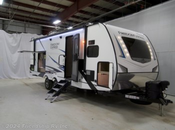 New 2022 Coachmen Freedom Express Ultra Lite 259FKDS available in Friendship, Wisconsin