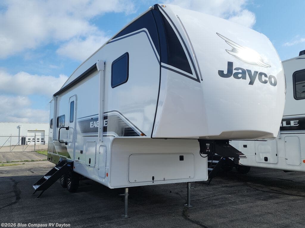 New 2026 Jayco Eagle SLE 24MLE available in New Carlisle, Ohio