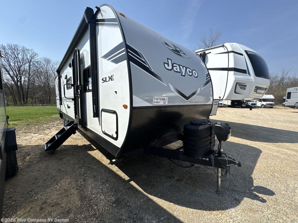 New 2026 Jayco Jay Flight SLX 321BDS available in New Carlisle, Ohio