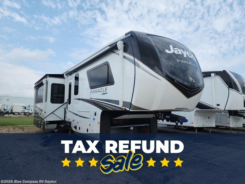 New 2026 Jayco Pinnacle 32RLTS available in New Carlisle, Ohio