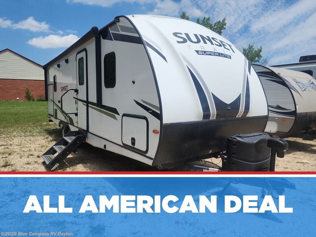 Used 2022 CrossRoads Sunset Trail SS253RB available in New Carlisle, Ohio