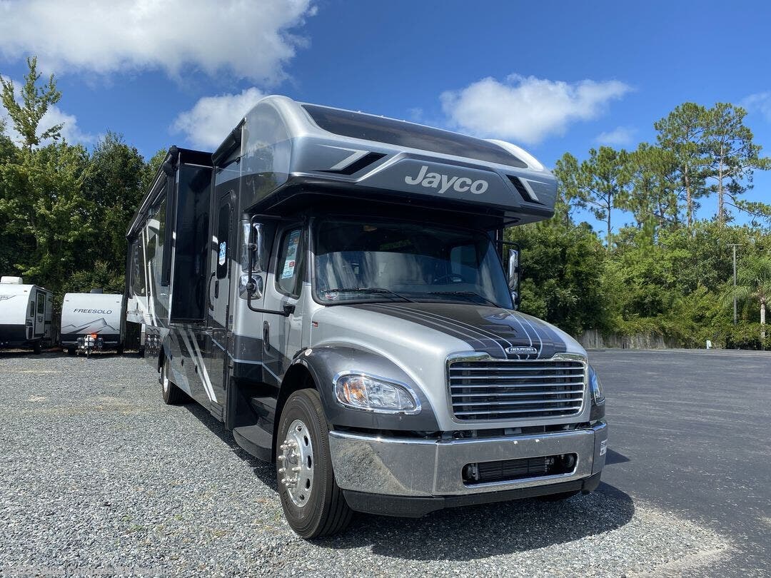 New 2027 Jayco Seneca 37M available in New Carlisle, Ohio