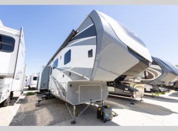 Used 2019 Highland Ridge Open Range 3X 427BHS available in Fort Worth, Texas