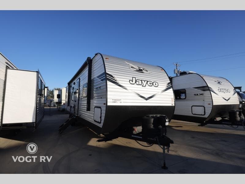 New 2026  Jayco Jay Flight SLX 325BHT by Jayco from Vogt Family Fun Center  in Fort Worth, TX