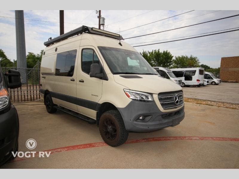 Used 2022  Entegra Coach Launch 19Y by Entegra Coach from Vogt Family Fun Center  in Fort Worth, TX