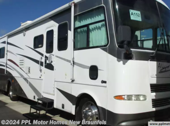 Used 2004 Tiffin Allegro Bay 34XB available in New Braunfels, Texas