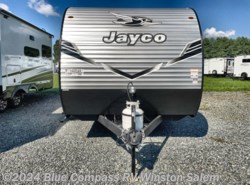 New 2025 Jayco Jay Flight SLX 175FQ available in Rural Hall, North Carolina