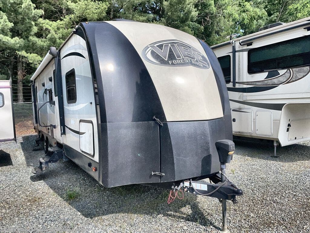 Used 2017 Forest River Vibe 308BHS available in Rural Hall, North Carolina