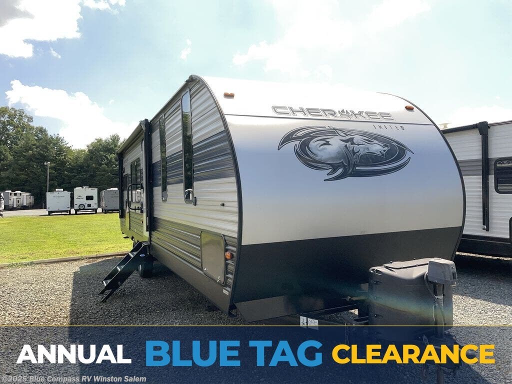 Used 2020 Forest River Cherokee 274RK available in Rural Hall, North Carolina