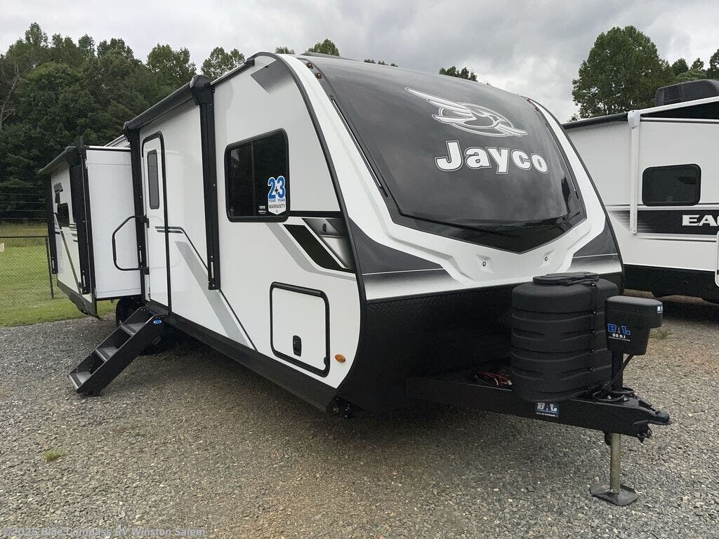 New 2026 Jayco Jay Feather 27MK available in Rural Hall, North Carolina