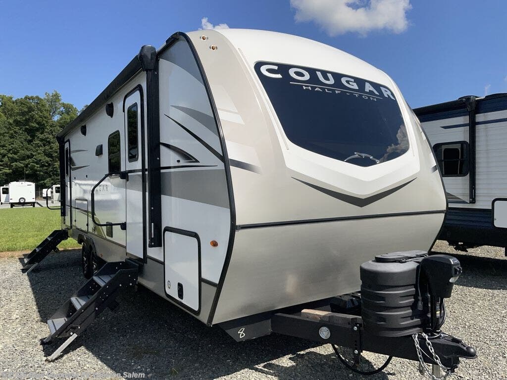 Used 2025 Keystone Cougar Half-Ton 26RBS available in Rural Hall, North Carolina