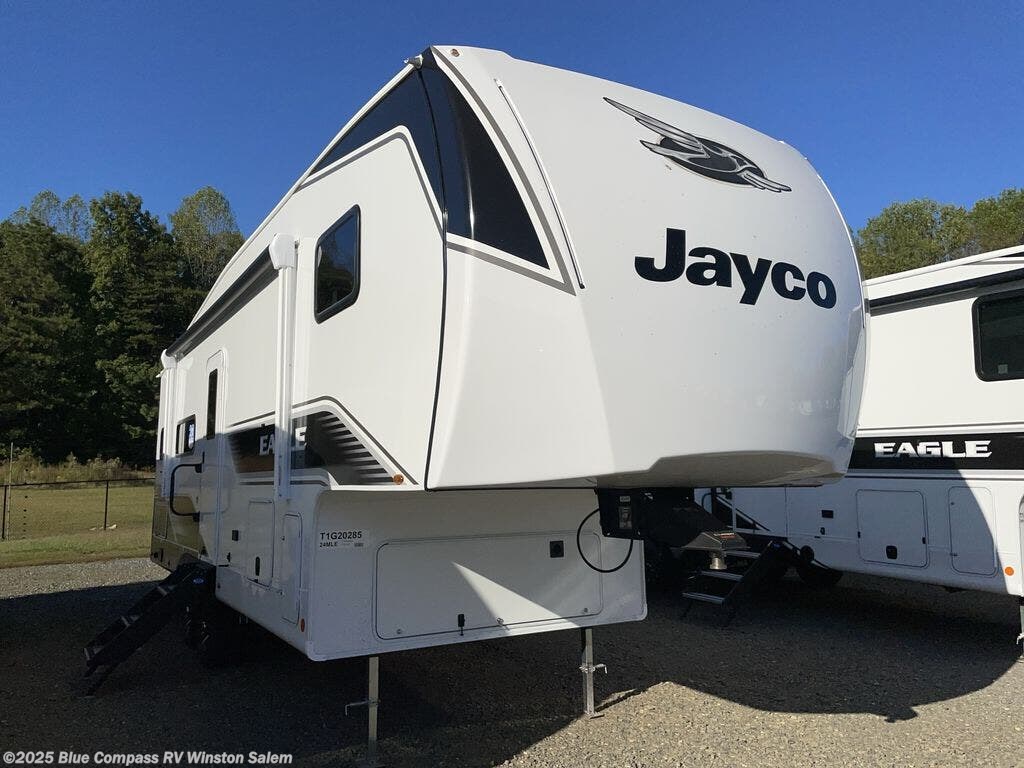 New 2026 Jayco Eagle SLE 24MLE available in Rural Hall, North Carolina