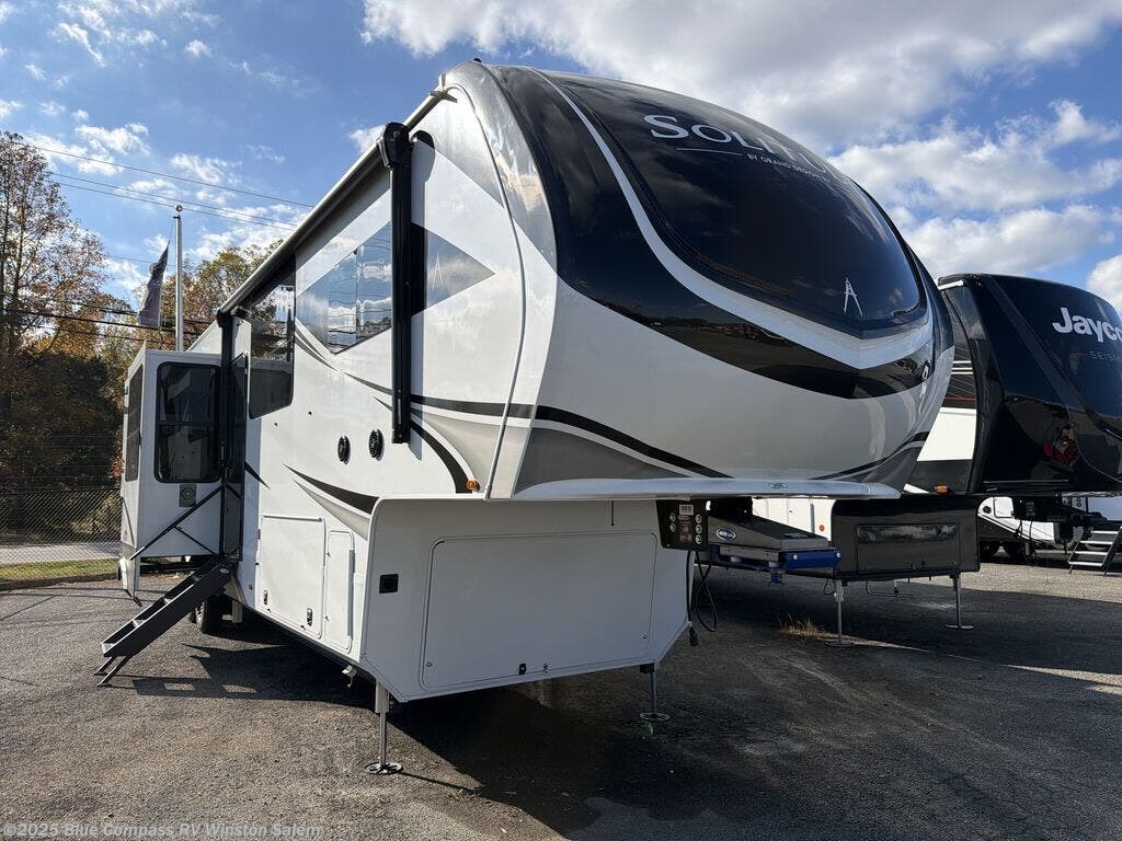 New 2026 Grand Design Solitude 390RK available in Rural Hall, North Carolina