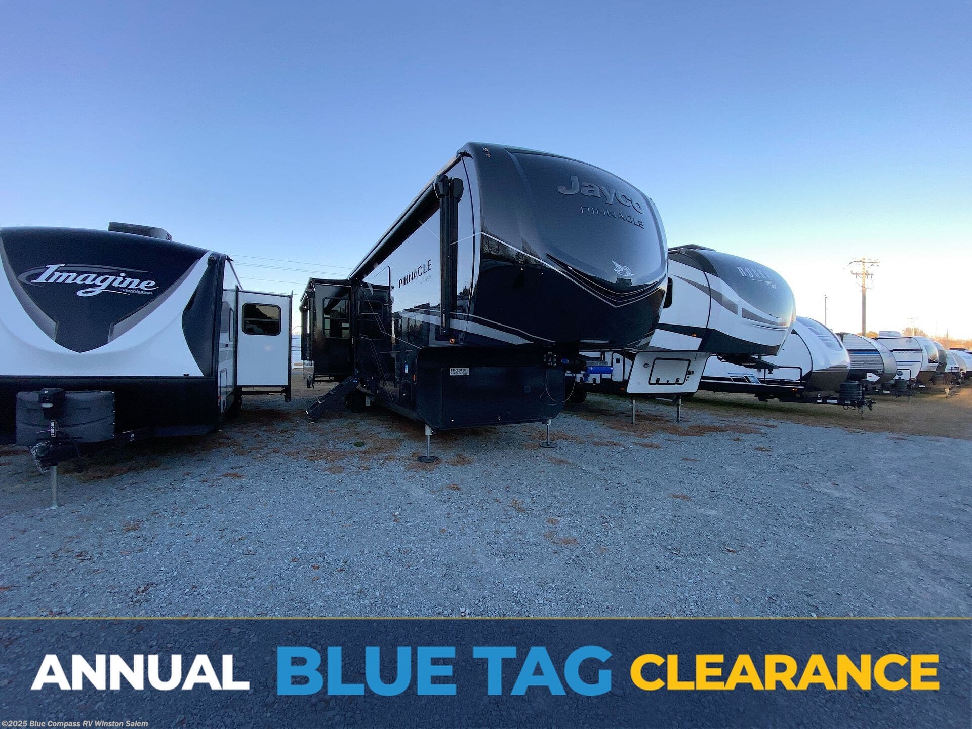 New 2026 Jayco Pinnacle 36FBTS available in Rural Hall, North Carolina