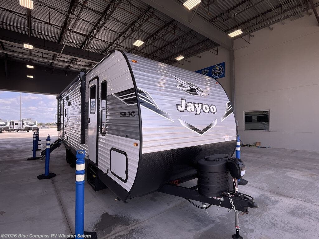 New 2026 Jayco Jay Flight SLX 262RLS available in Rural Hall, North Carolina