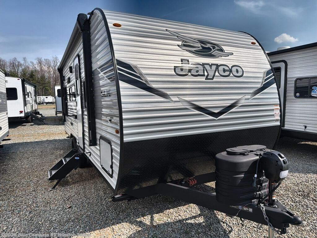 New 2026 Jayco Jay Flight SLX 210QB available in Rural Hall, North Carolina