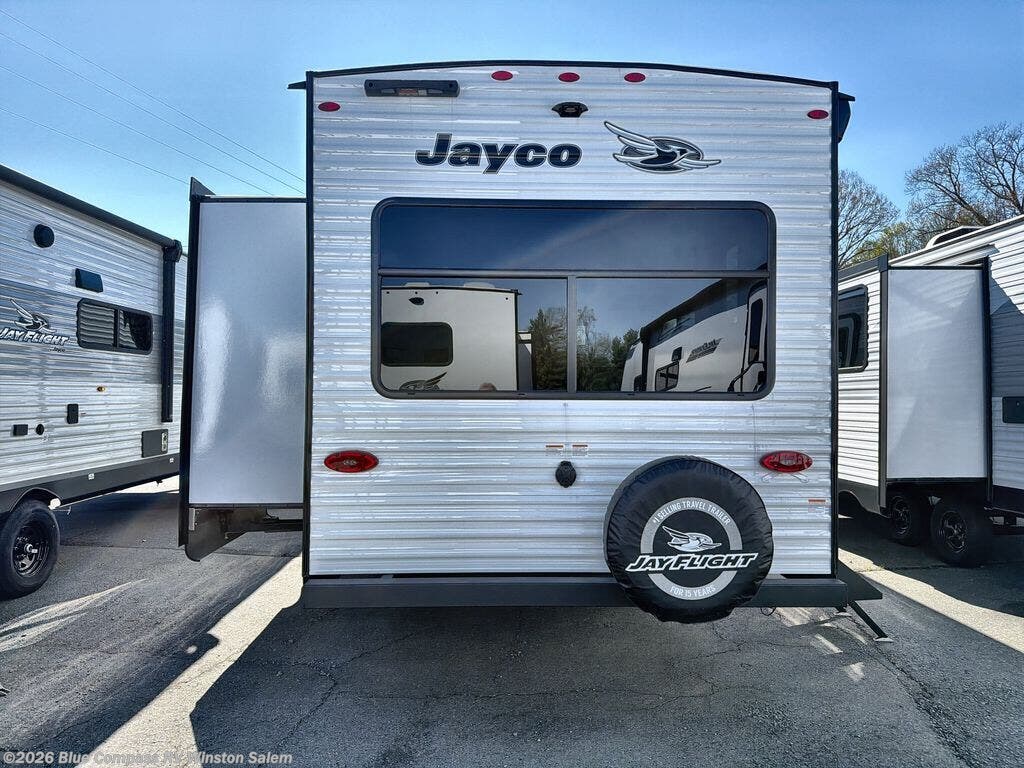 New 2026 Jayco Jay Flight SLX 262RLS available in Rural Hall, North Carolina