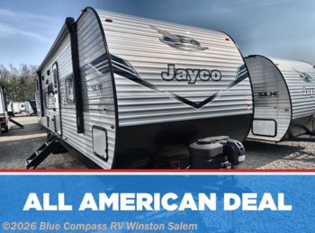 New 2026 Jayco Jay Flight SLX 325BHT available in Rural Hall, North Carolina