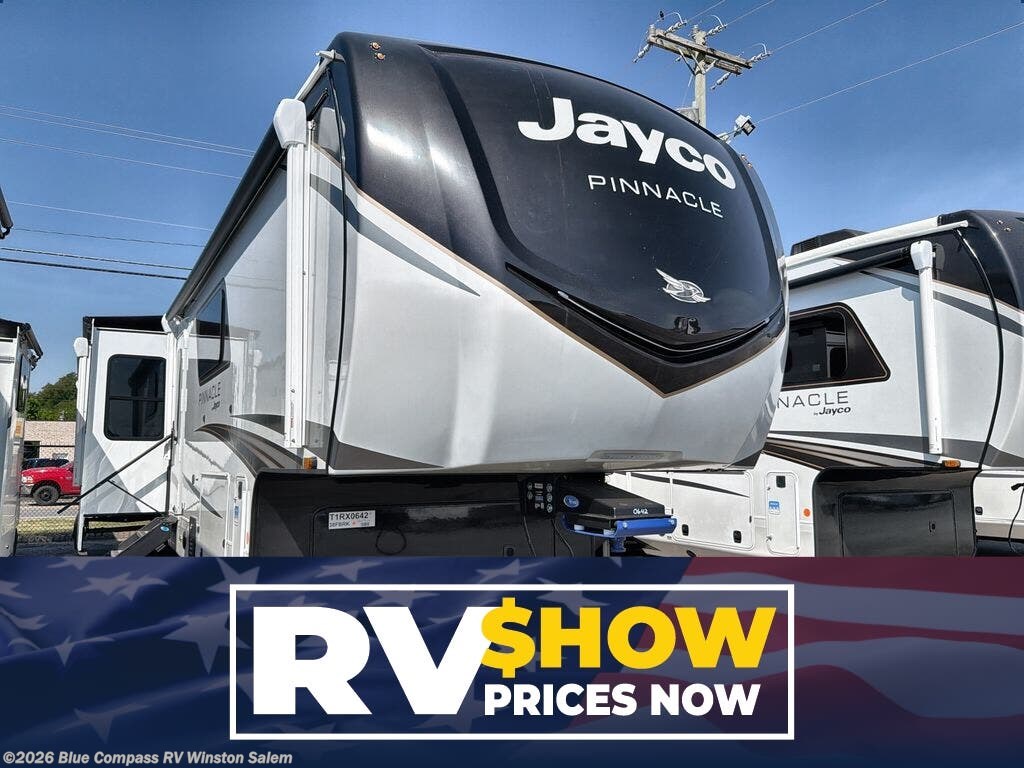 New 2026 Jayco Pinnacle 38FBRK available in Rural Hall, North Carolina