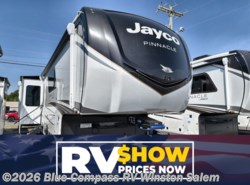 New 2026 Jayco Pinnacle 38FBRK available in Rural Hall, North Carolina
