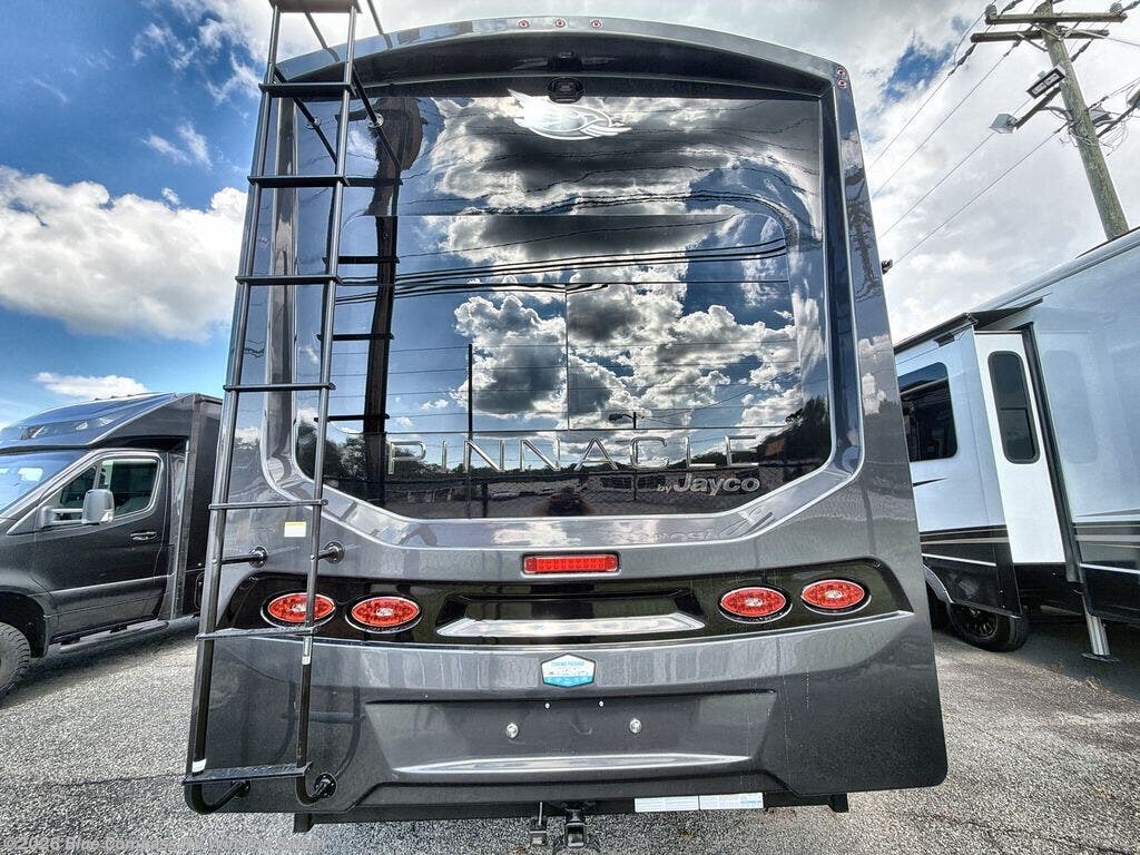 New 2027 Jayco Pinnacle 36FBTS available in Rural Hall, North Carolina
