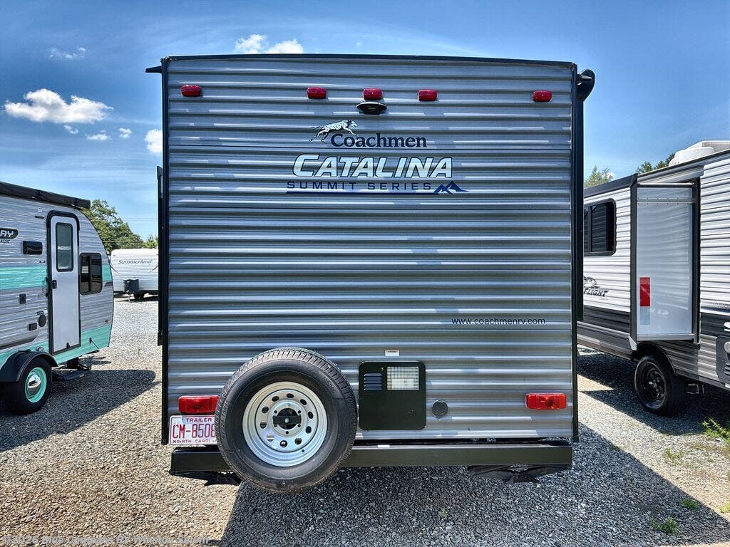 Used 2022 Coachmen Catalina Summit Series 7 184BHS available in Rural Hall, North Carolina
