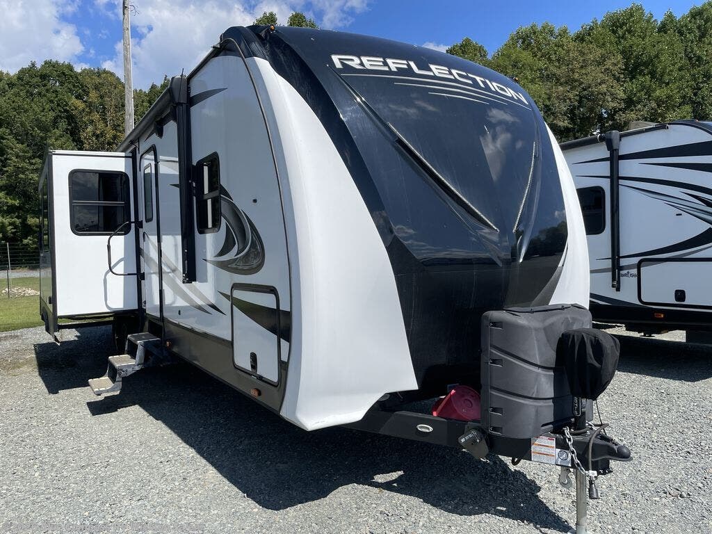 Used 2022 Grand Design Reflection 312BHTS available in Rural Hall, North Carolina
