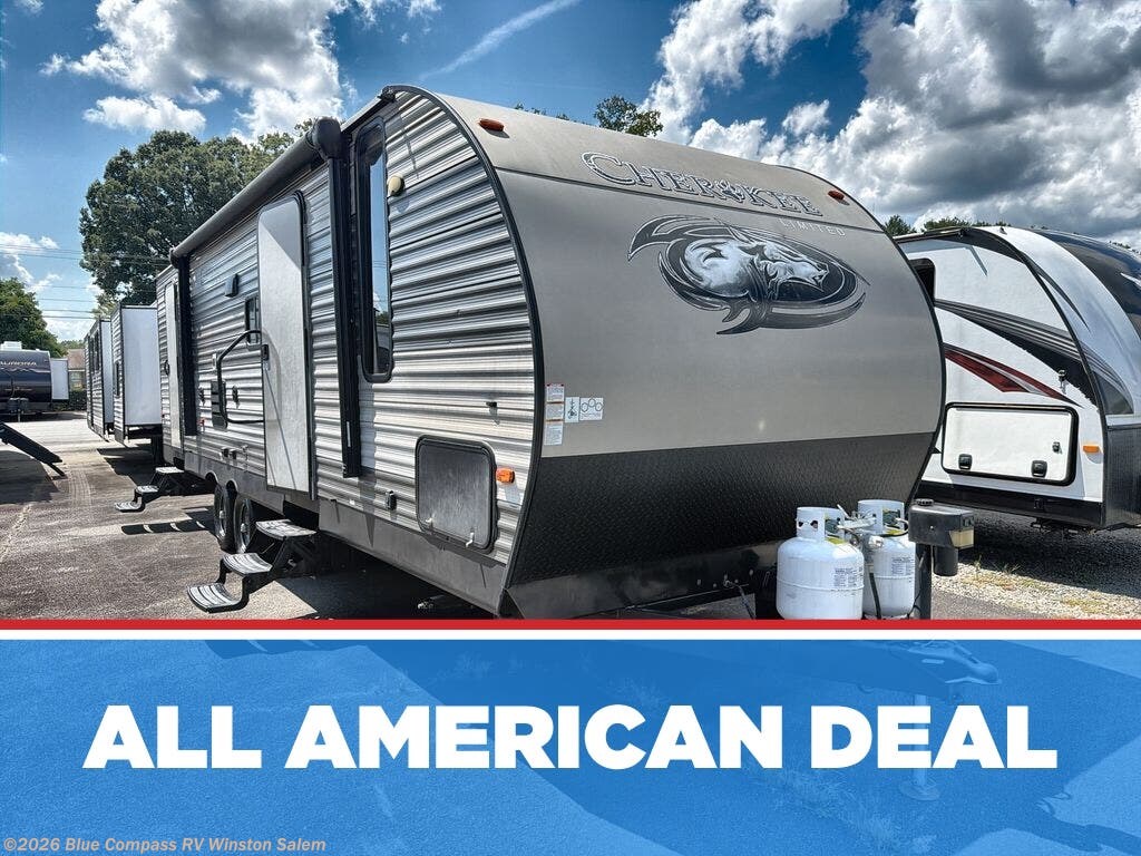 Used 2017 Forest River Cherokee 274DBH available in Rural Hall, North Carolina