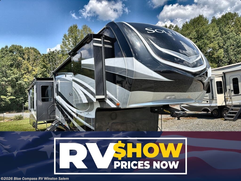 Used 2019  Grand Design Solitude 385GK R by Grand Design from Blue Compass RV Winston Salem in Rural Hall, NC